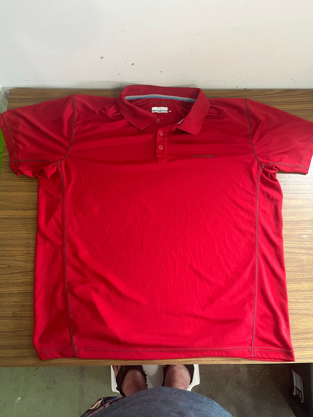 Columbia red short sleeve polo shirt with Omni-Shade sun protection, size XXL